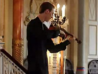 ヴァイオリンの演奏途中に客席から携帯音　するとヴァイオリニストは